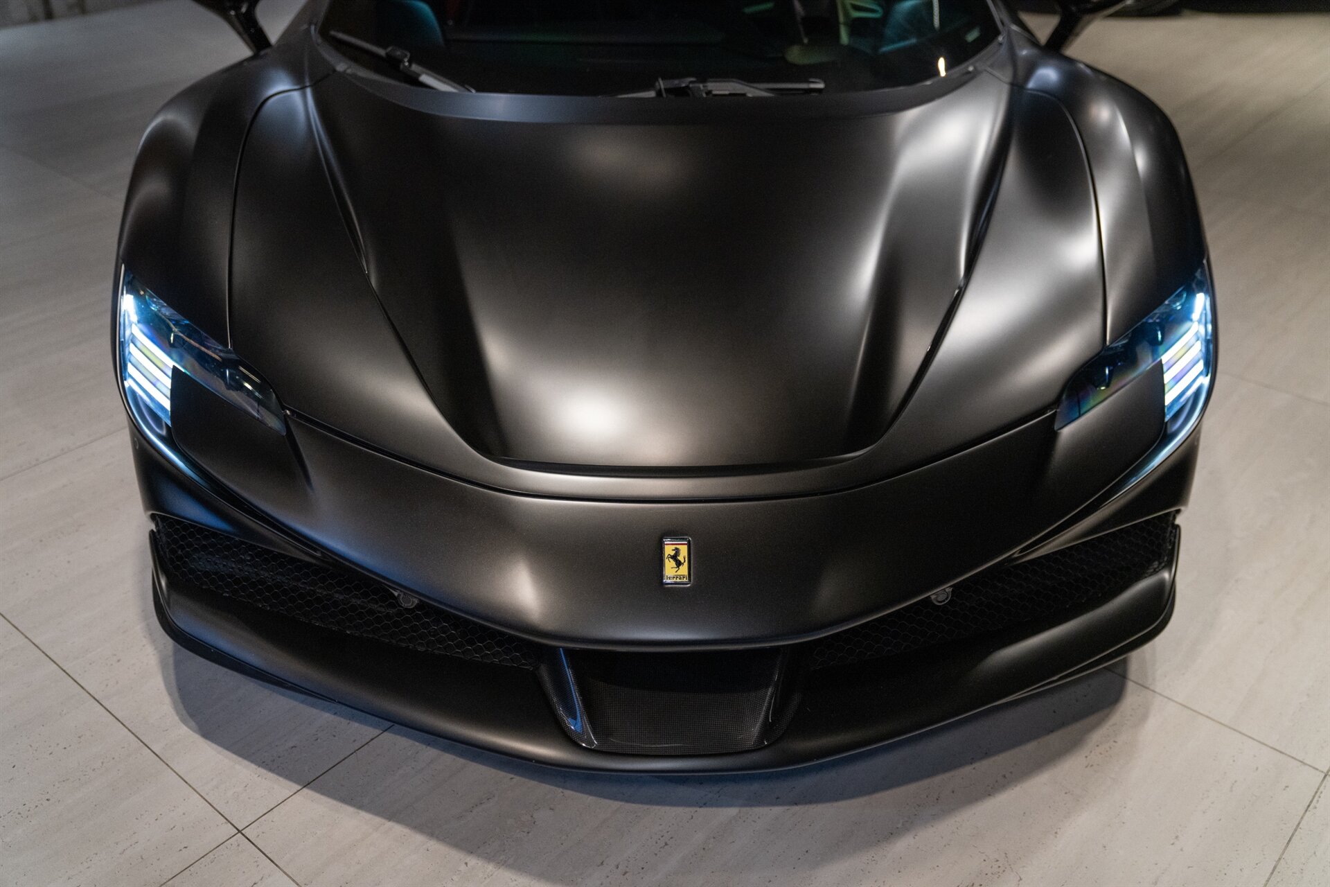 2021 Ferrari SF90 Stradale - Photo 17