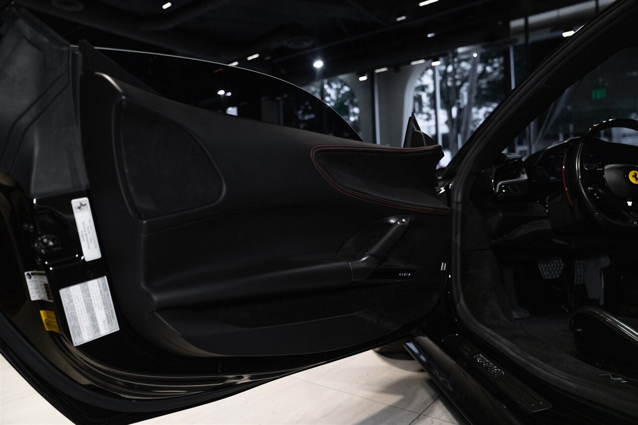 2021 Ferrari SF90 Stradale   - Photo 23 - Beverly Hills, CA 90212