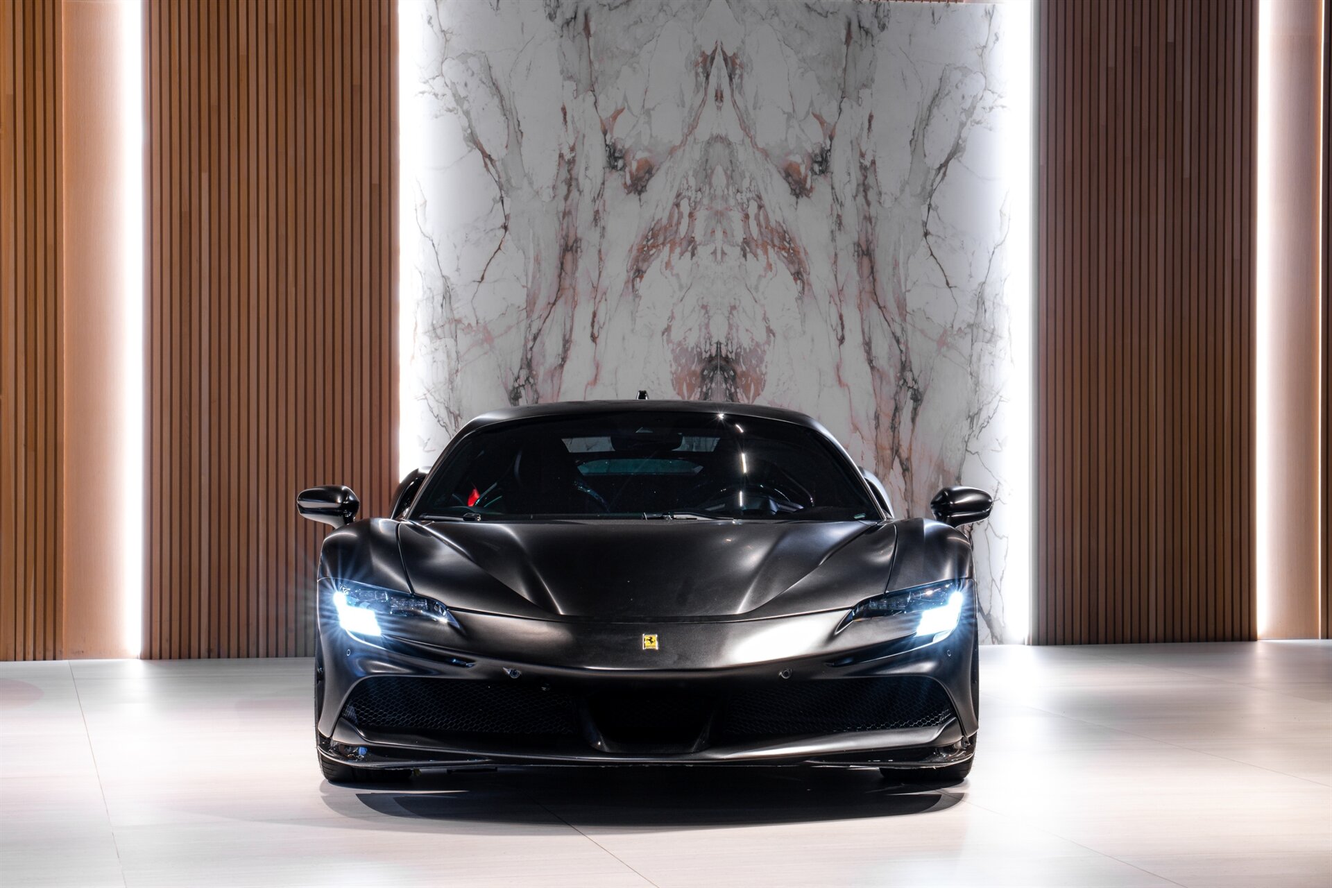 2021 Ferrari SF90 Stradale - Photo 2