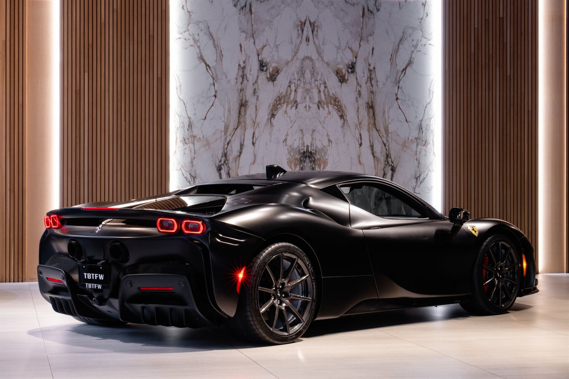 2021 Ferrari SF90 Stradale - Photo 3
