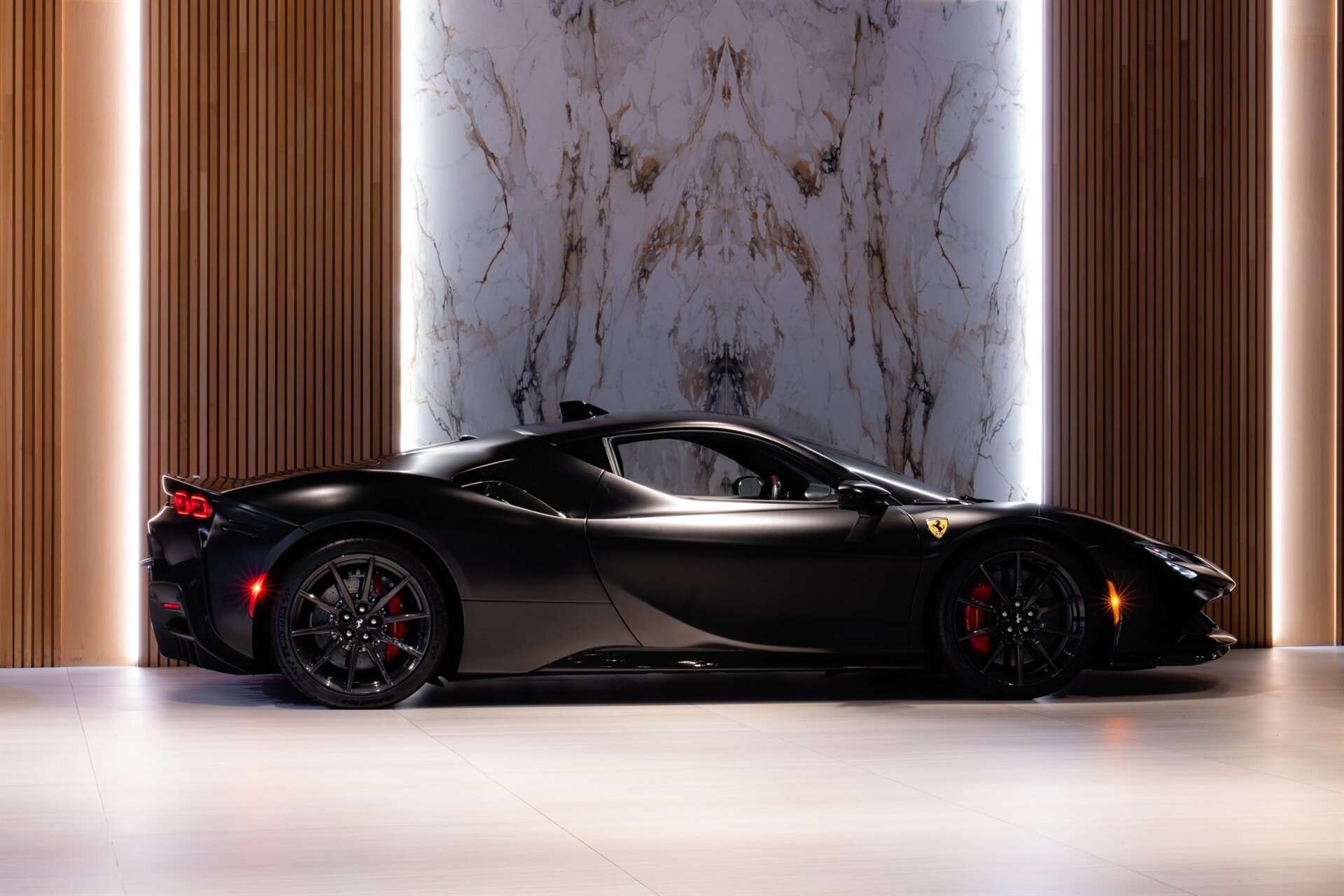 2021 Ferrari SF90 Stradale - Photo 4