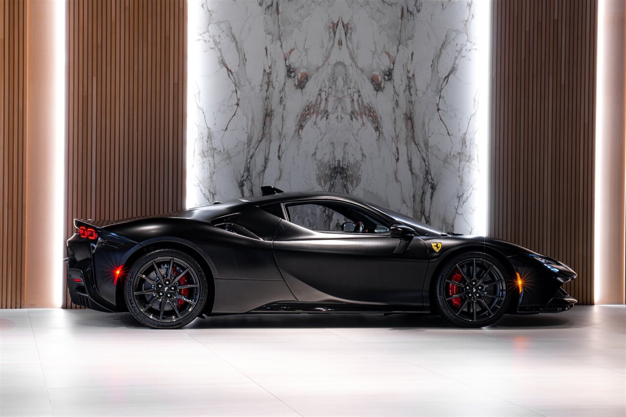 2021 Ferrari SF90 Stradale   - Photo 4 - Beverly Hills, CA 90212
