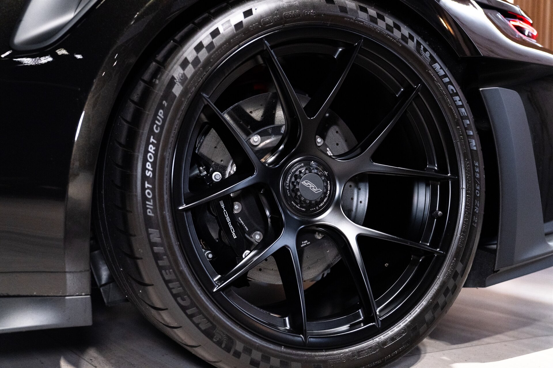 2025 Porsche 911 GT3 RS - Photo 16