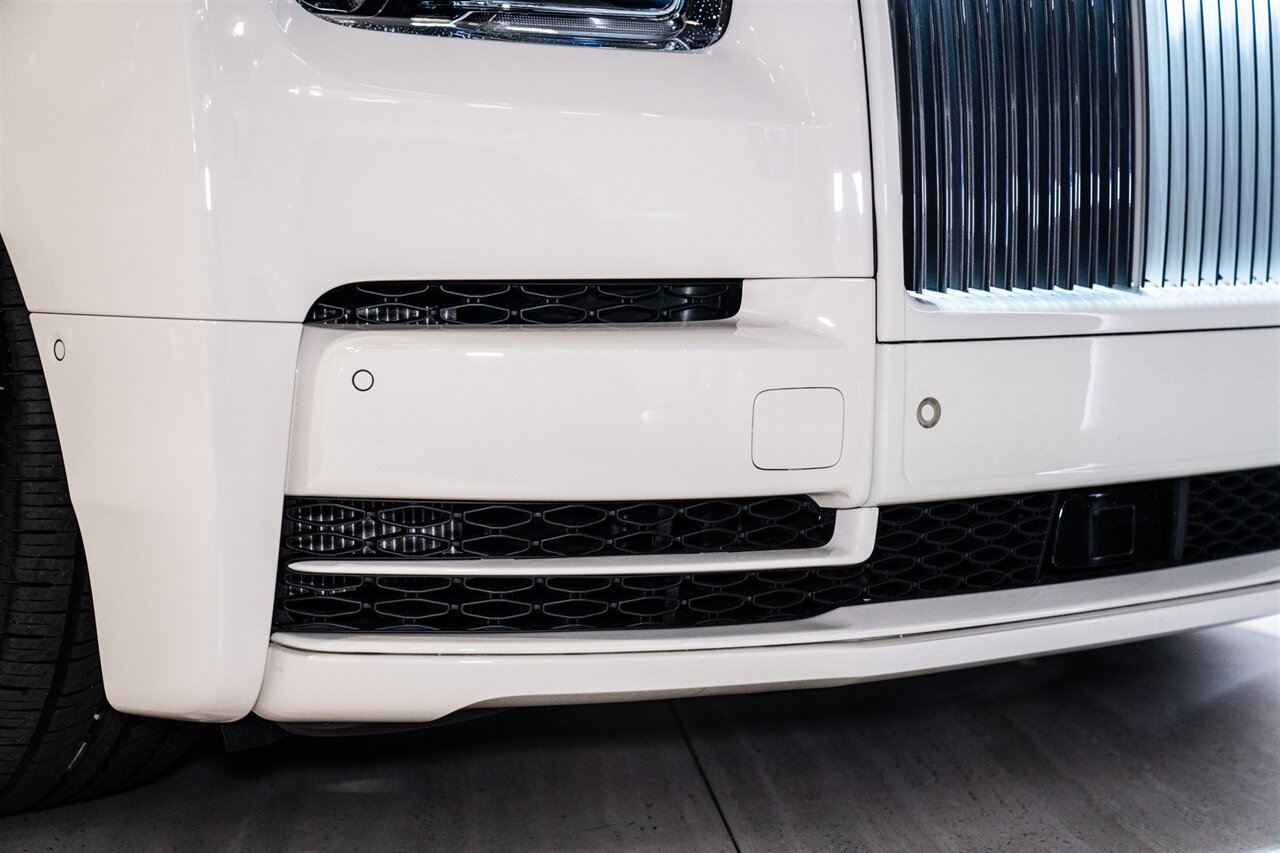 2026 Rolls-Royce Phantom   - Photo 38 - Beverly Hills, CA 90212