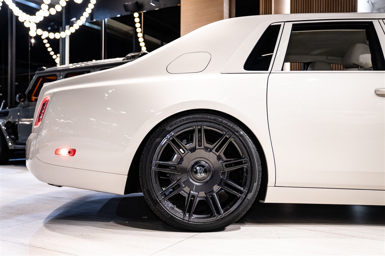 2026 Rolls-Royce Phantom   - Photo 6 - Beverly Hills, CA 90212
