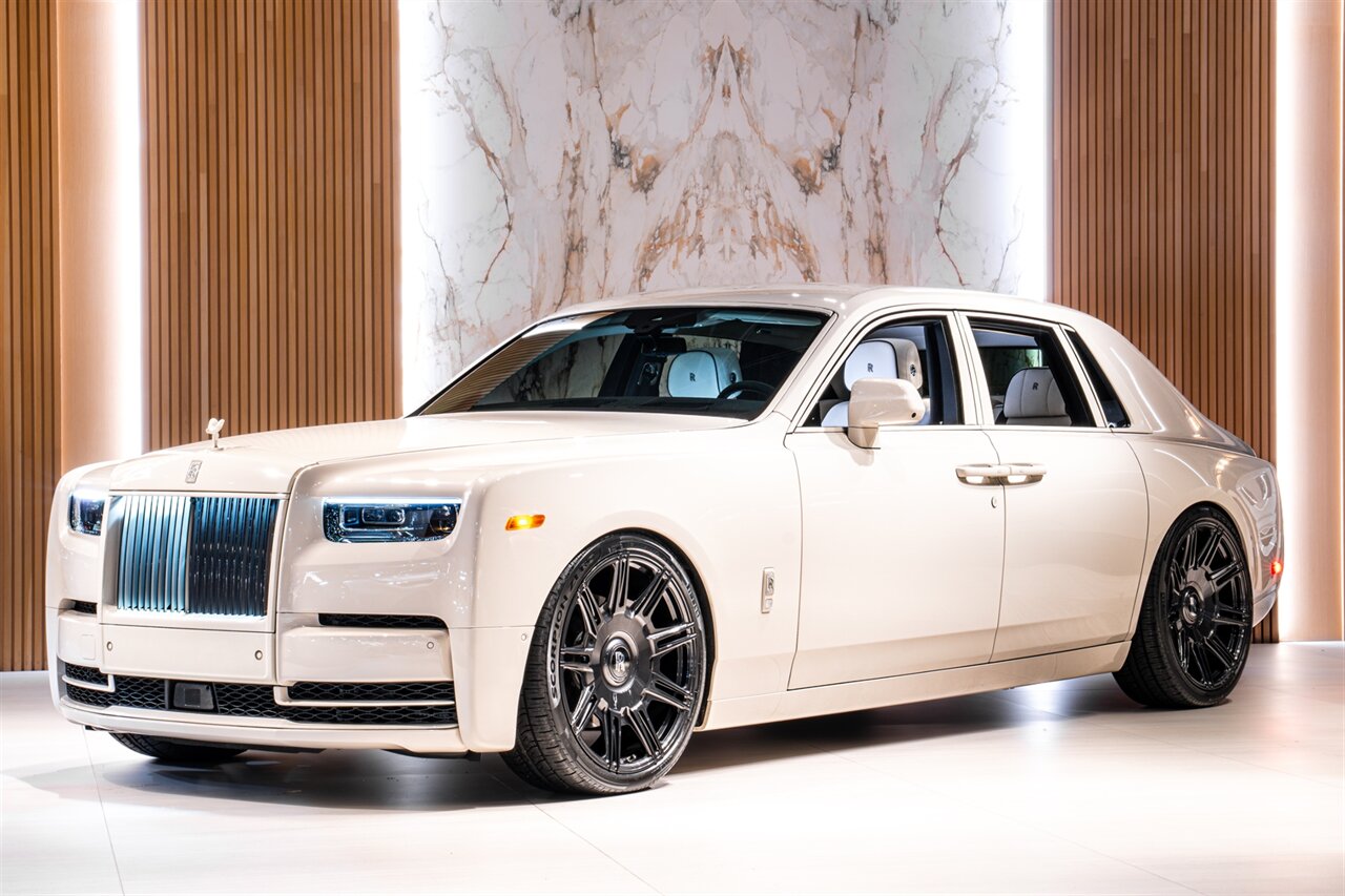 2026 Rolls-Royce Phantom   - Photo 1 - Beverly Hills, CA 90212