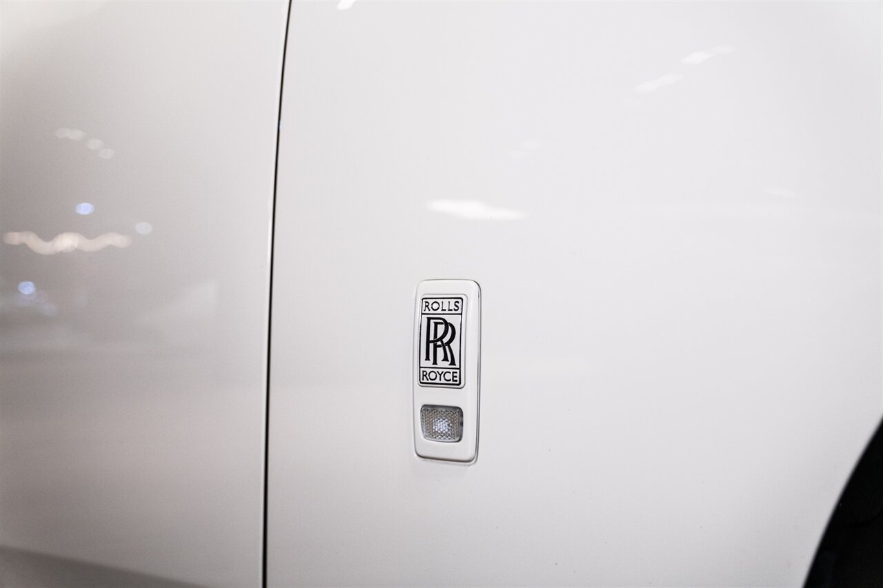 2026 Rolls-Royce Phantom   - Photo 10 - Beverly Hills, CA 90212
