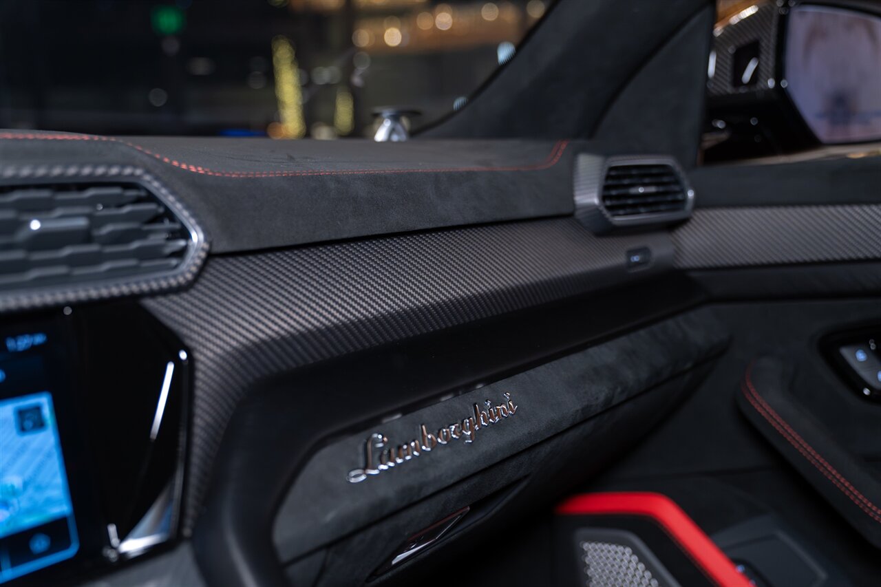 2024 Lamborghini Urus Performante 1016 Widebody   - Photo 29 - Beverly Hills, CA 90212