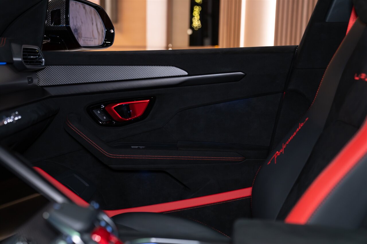 2024 Lamborghini Urus Performante 1016 Widebody   - Photo 33 - Beverly Hills, CA 90212