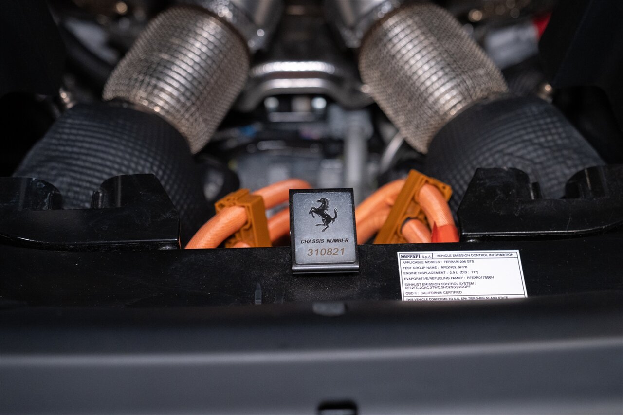 2024 Ferrari 296 GTS   - Photo 24 - Beverly Hills, CA 90212