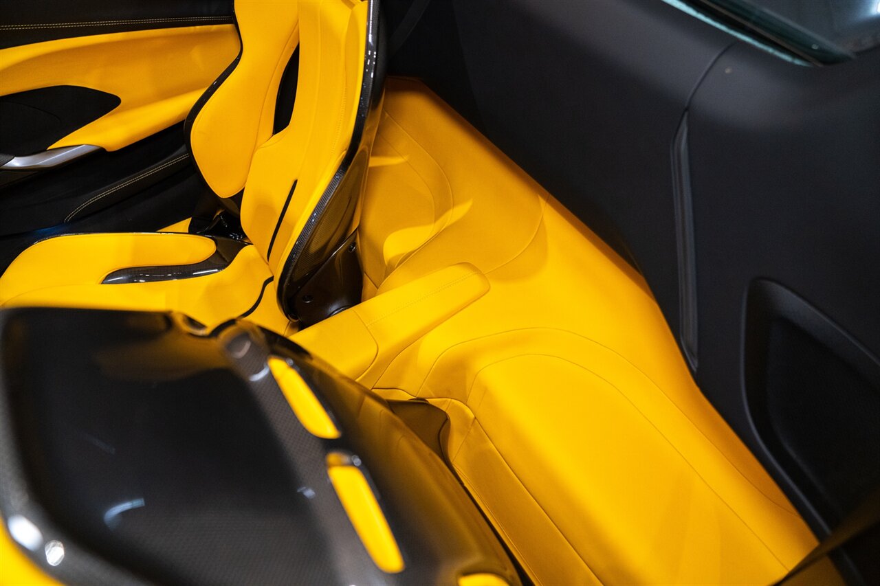 2024 Ferrari 296 GTS   - Photo 51 - Beverly Hills, CA 90212