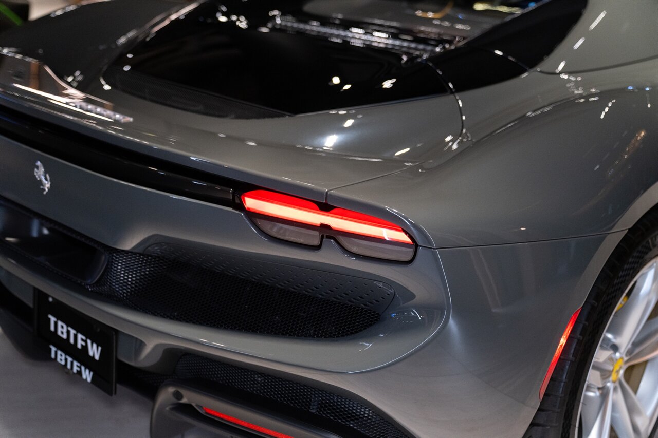2024 Ferrari 296 GTS   - Photo 44 - Beverly Hills, CA 90212