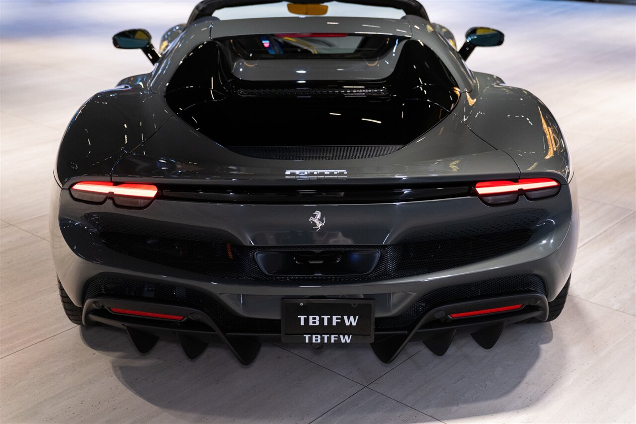 2024 Ferrari 296 GTS   - Photo 21 - Beverly Hills, CA 90212