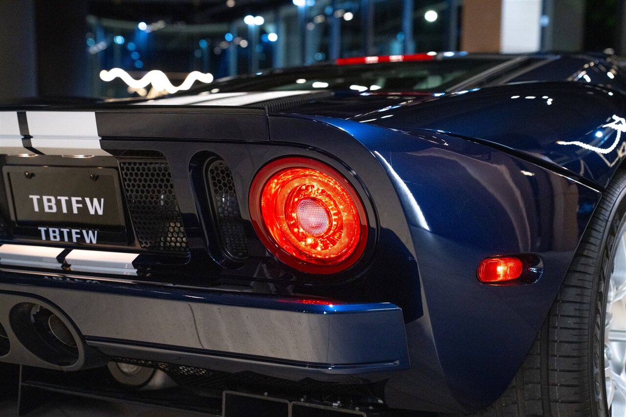 2006 Ford GT   - Photo 31 - Beverly Hills, CA 90212