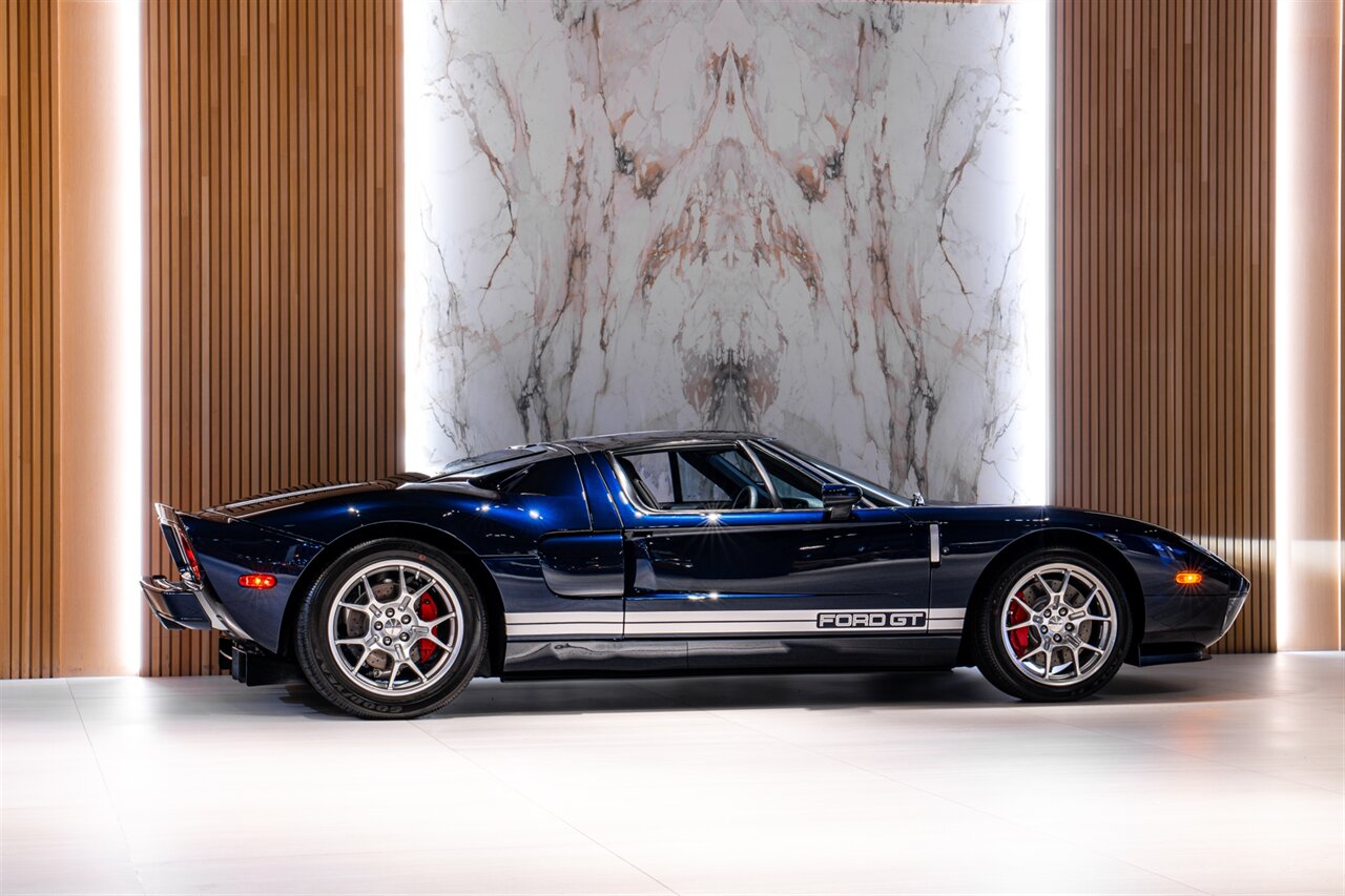 2006 Ford GT   - Photo 4 - Beverly Hills, CA 90212
