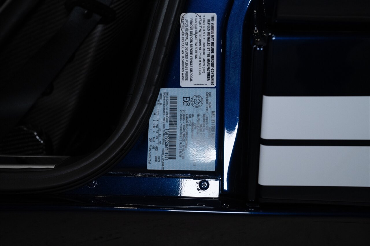 2006 Ford GT   - Photo 39 - Beverly Hills, CA 90212