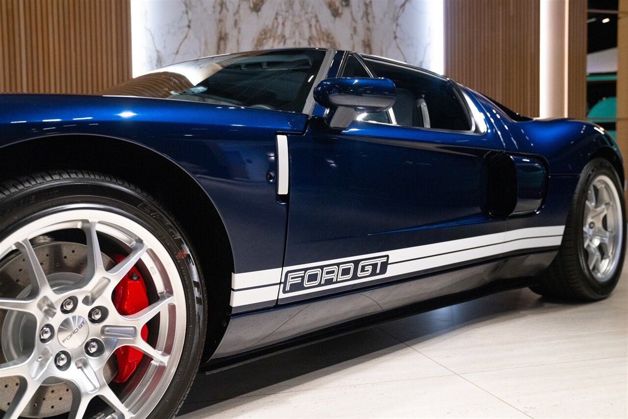 2006 Ford GT   - Photo 24 - Beverly Hills, CA 90212