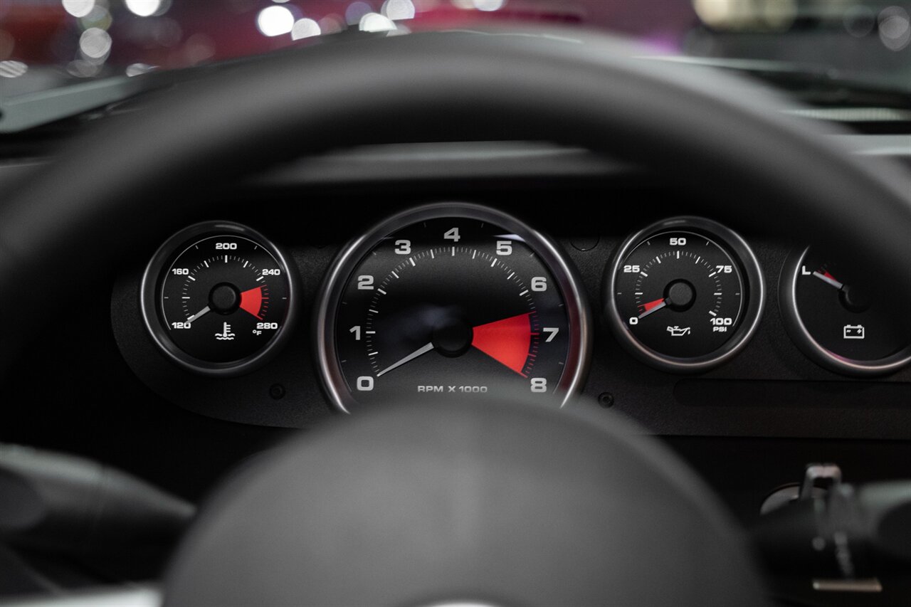 2006 Ford GT   - Photo 6 - Beverly Hills, CA 90212