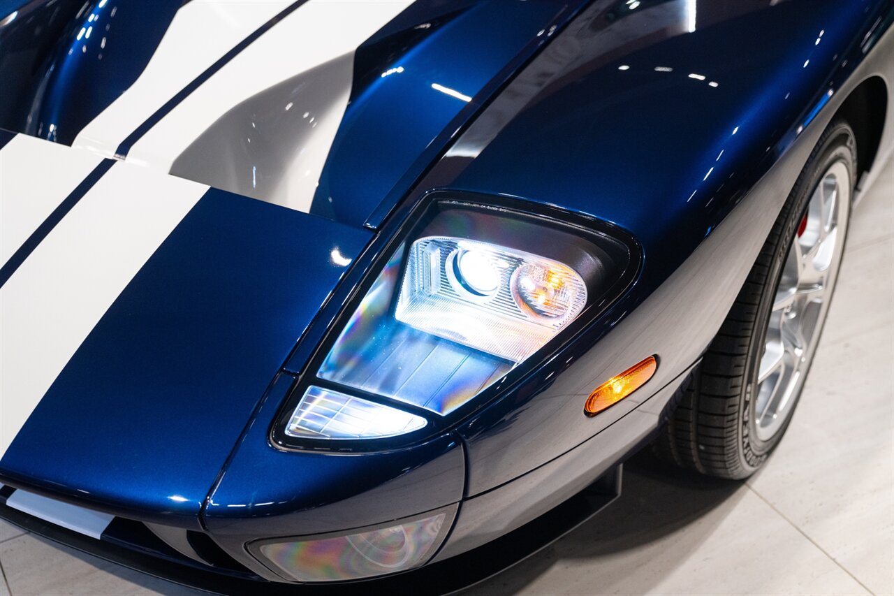 2006 Ford GT   - Photo 21 - Beverly Hills, CA 90212