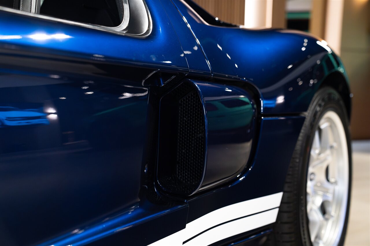 2006 Ford GT   - Photo 36 - Beverly Hills, CA 90212