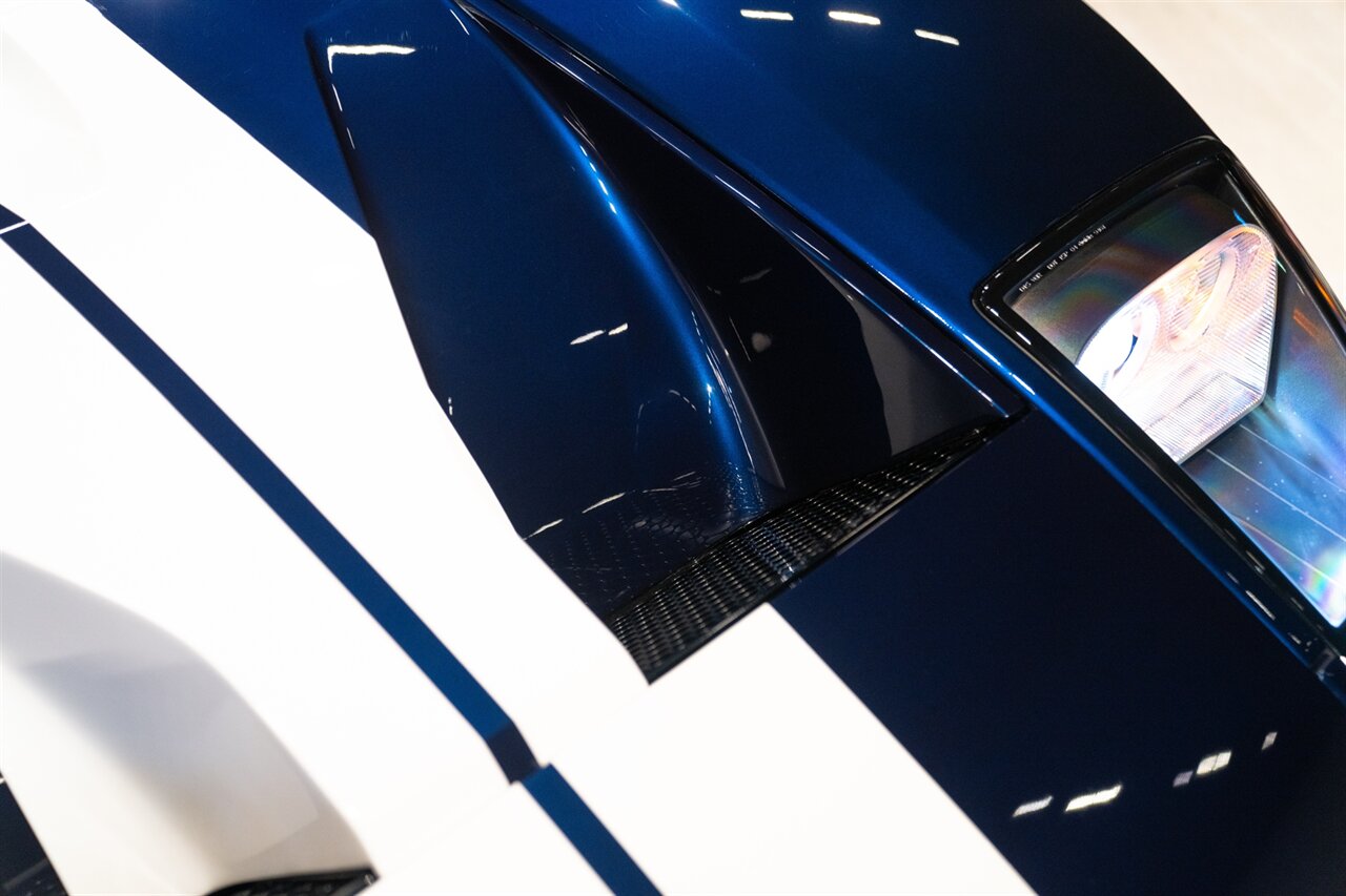 2006 Ford GT   - Photo 19 - Beverly Hills, CA 90212