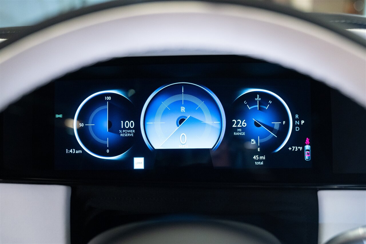 2027 Rolls-Royce Cullinan Urban Widetrack - Photo 38 - Beverly Hills, CA 90212