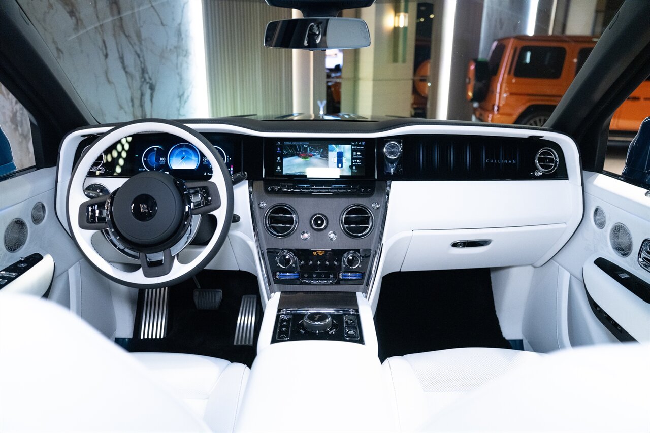 2027 Rolls-Royce Cullinan Urban Widetrack - Photo 47 - Beverly Hills, CA 90212
