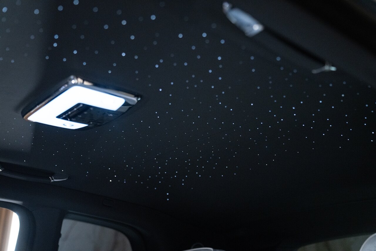 2027 Rolls-Royce Cullinan Urban Widetrack - Photo 29 - Beverly Hills, CA 90212