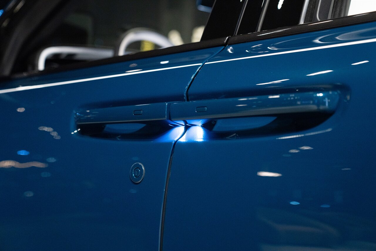2027 Rolls-Royce Cullinan Urban Widetrack - Photo 22 - Beverly Hills, CA 90212
