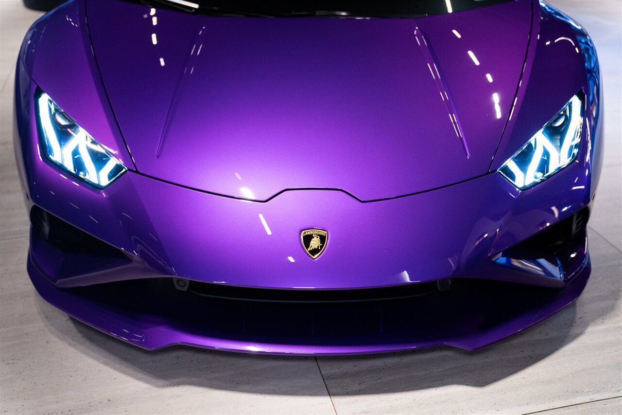 2023 Lamborghini Huracan EVO Spyder   - Photo 21 - Beverly Hills, CA 90212