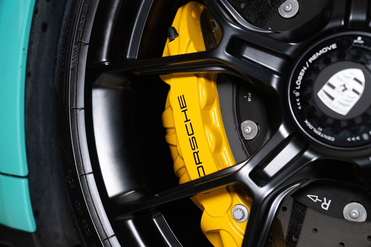 2023 Porsche 911 GT3 Touring - Photo 34 - Beverly Hills, CA 90212