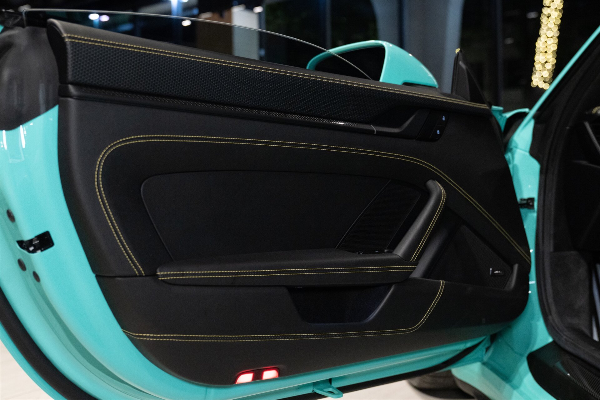 2023 Porsche 911 GT3 Touring - Photo 17