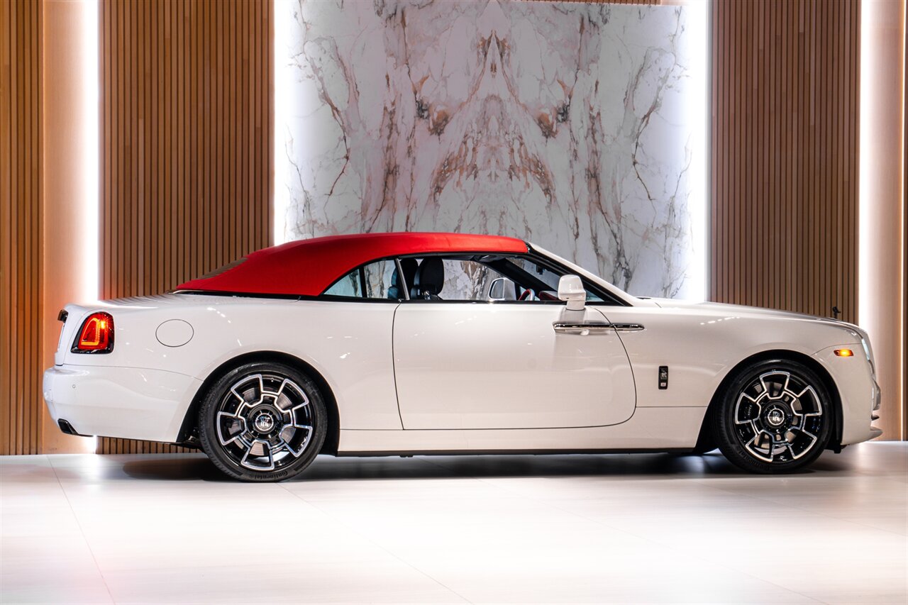 2020 Rolls-Royce Black Badge Dawn   - Photo 6 - Beverly Hills, CA 90212