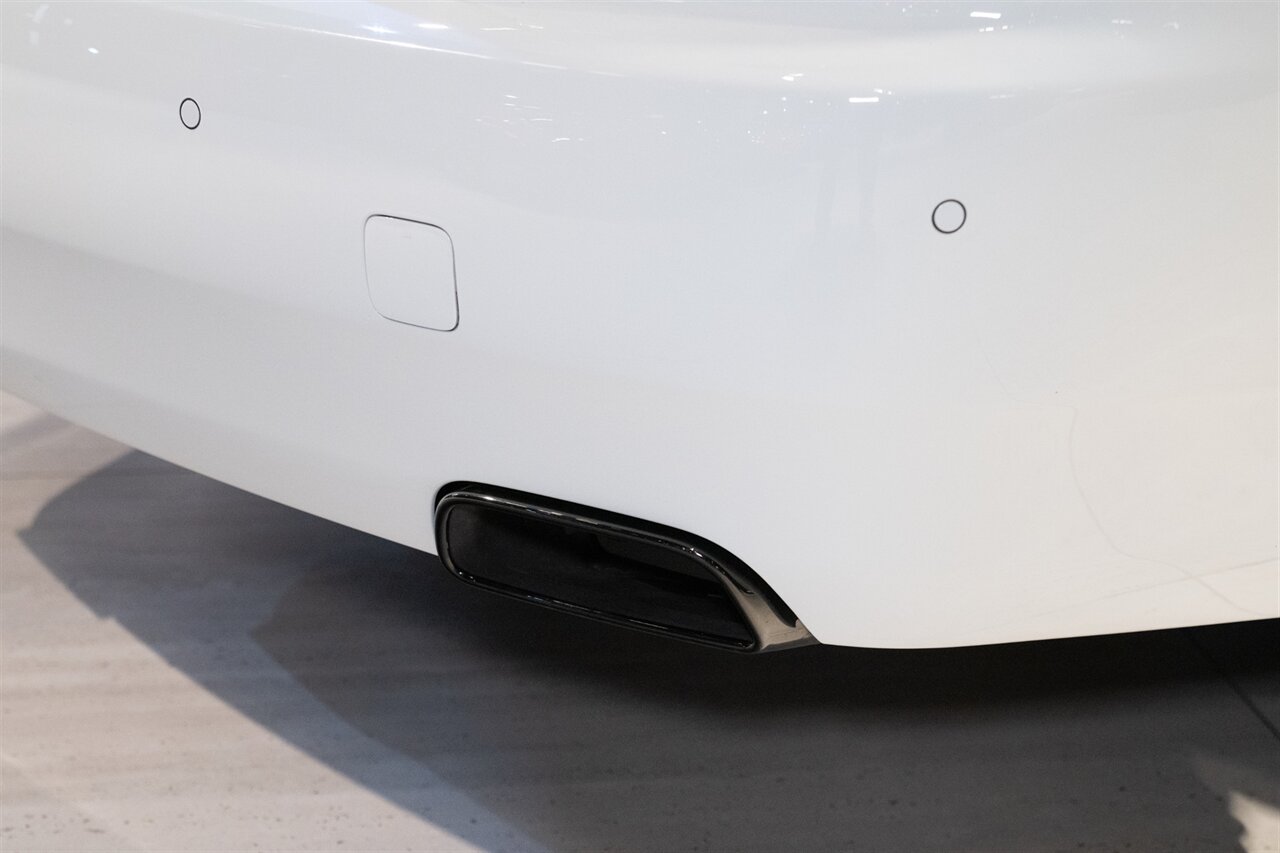 2020 Rolls-Royce Black Badge Dawn   - Photo 12 - Beverly Hills, CA 90212