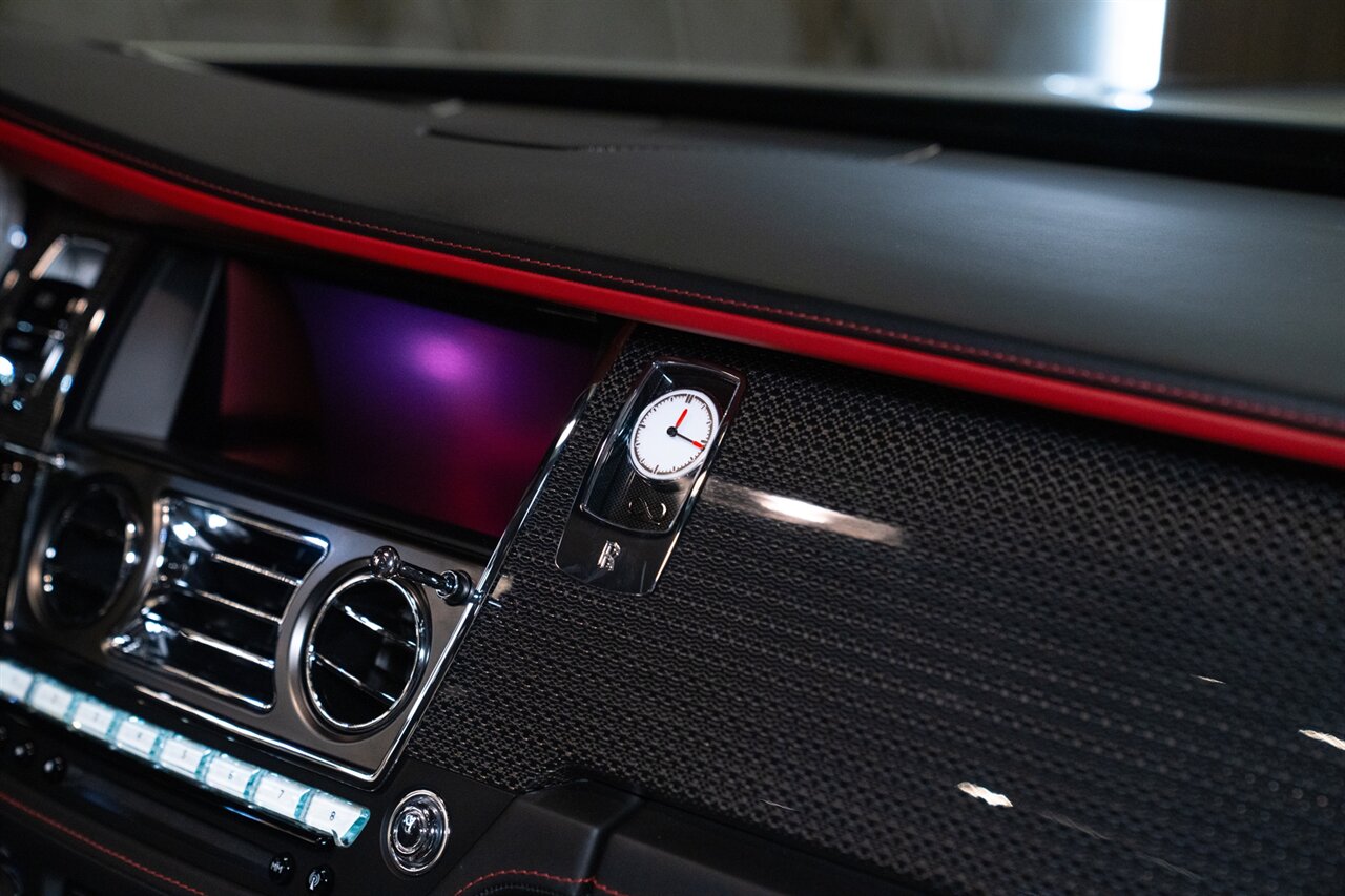 2020 Rolls-Royce Black Badge Dawn   - Photo 18 - Beverly Hills, CA 90212