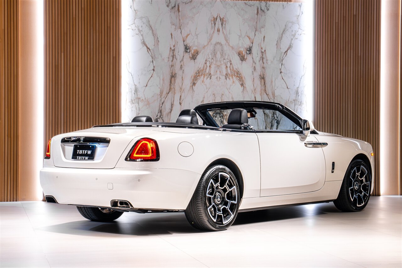 2020 Rolls-Royce Black Badge Dawn   - Photo 3 - Beverly Hills, CA 90212
