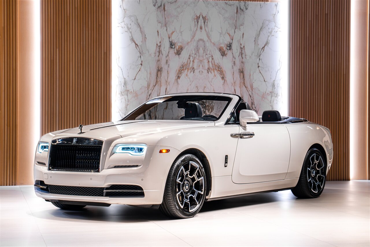 2020 Rolls-Royce Black Badge Dawn   - Photo 2 - Beverly Hills, CA 90212