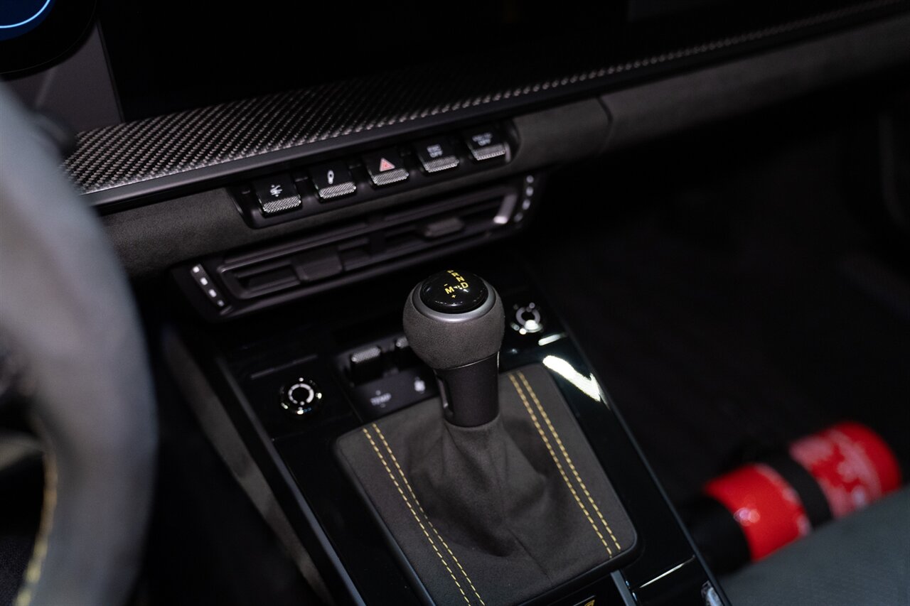 2024 Porsche 911 GT3 RS - Photo 18 - Beverly Hills, CA 90212