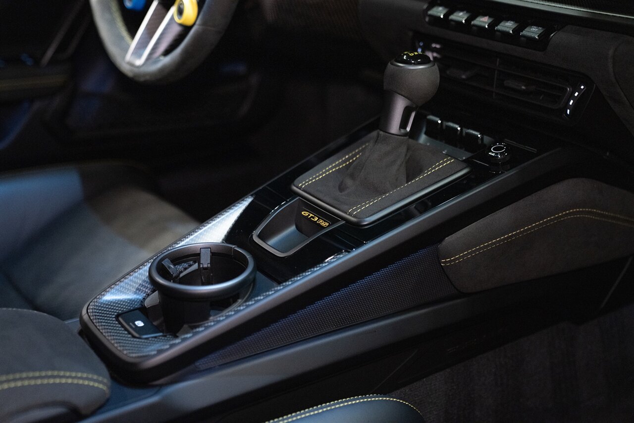 2024 Porsche 911 GT3 RS - Photo 9 - Beverly Hills, CA 90212