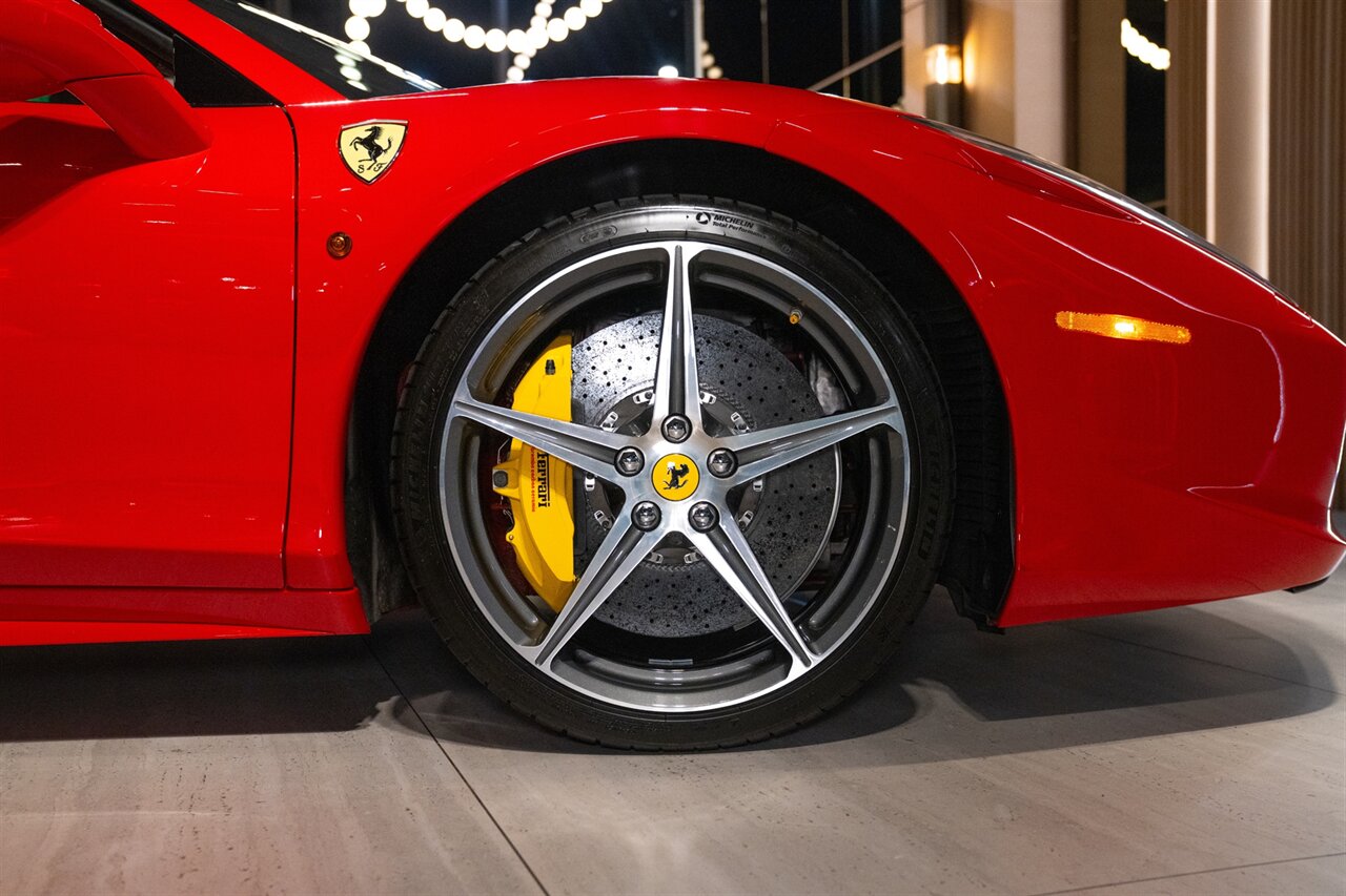 2014 Ferrari 458 Spider   - Photo 27 - Beverly Hills, CA 90212
