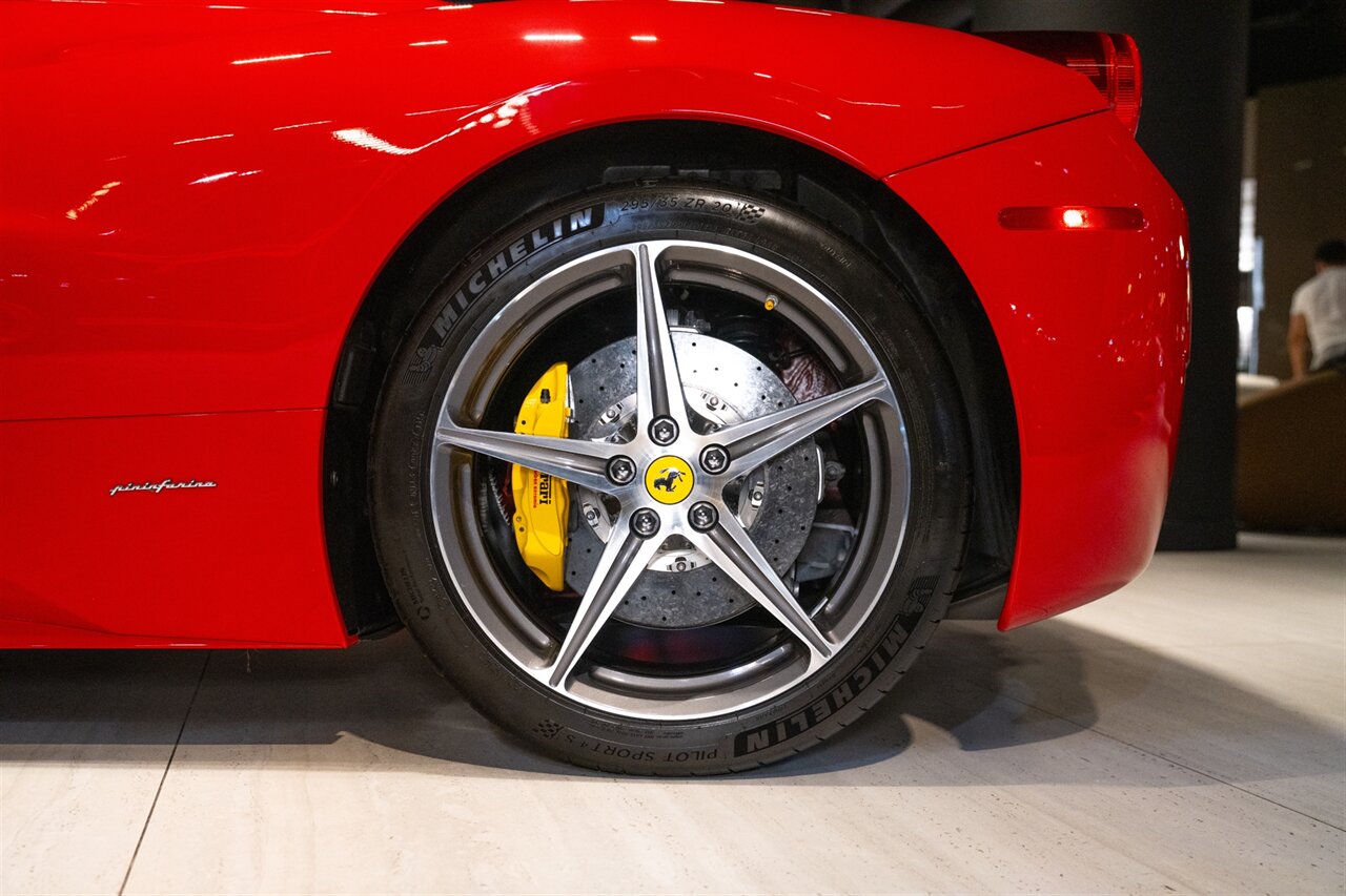 2014 Ferrari 458 Spider   - Photo 33 - Beverly Hills, CA 90212