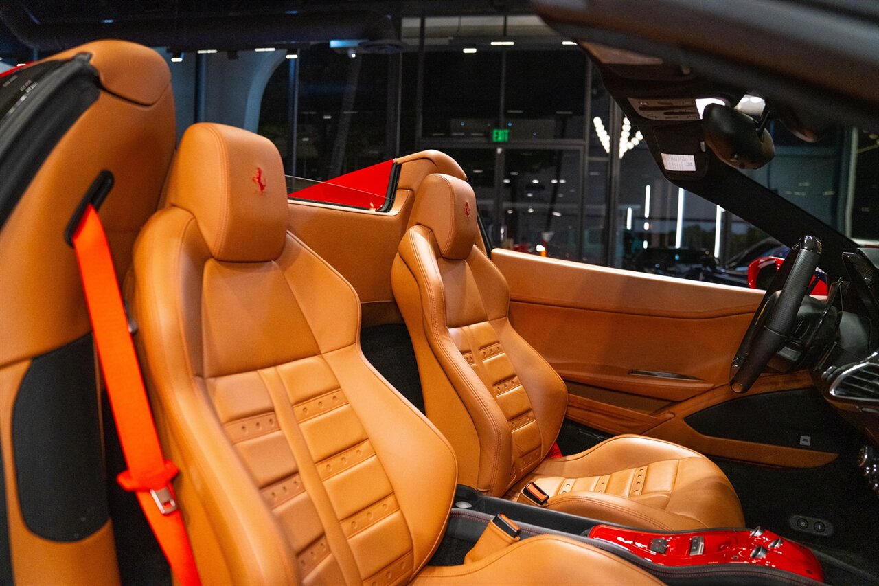 2014 Ferrari 458 Spider   - Photo 17 - Beverly Hills, CA 90212