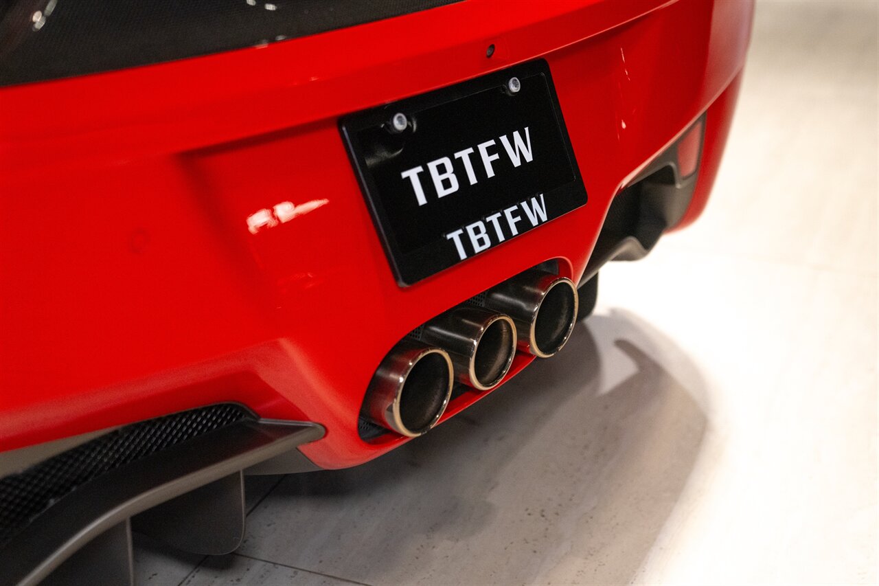 2014 Ferrari 458 Spider   - Photo 28 - Beverly Hills, CA 90212