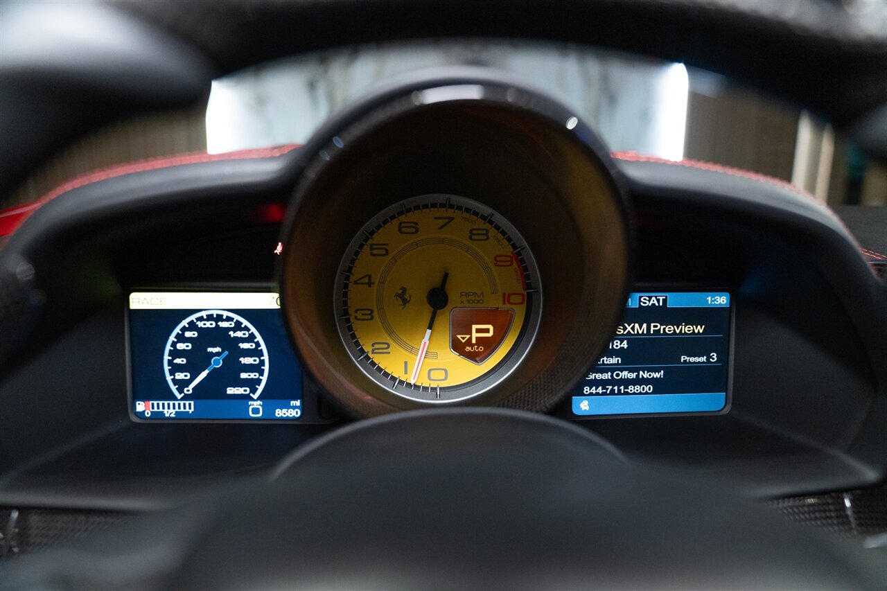 2014 Ferrari 458 Spider   - Photo 19 - Beverly Hills, CA 90212