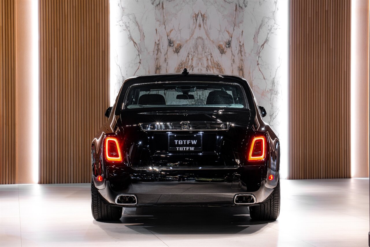 2024 Rolls-Royce Phantom - Photo 7 - Beverly Hills, CA 90212