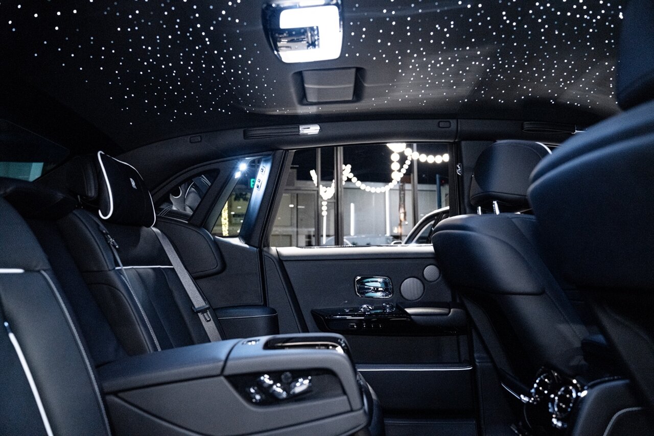 2024 Rolls-Royce Phantom - Photo 30 - Beverly Hills, CA 90212
