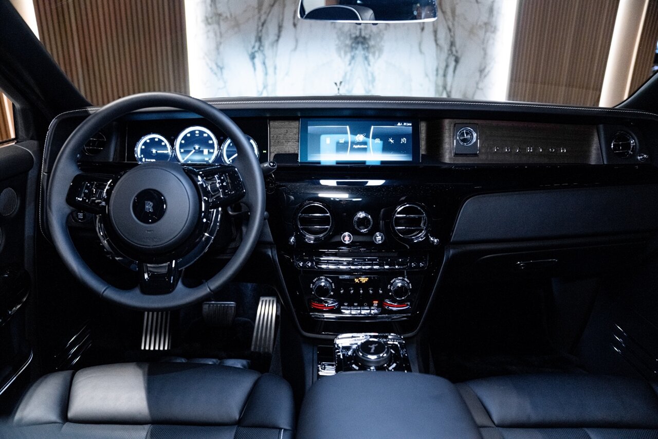 2024 Rolls-Royce Phantom - Photo 18 - Beverly Hills, CA 90212