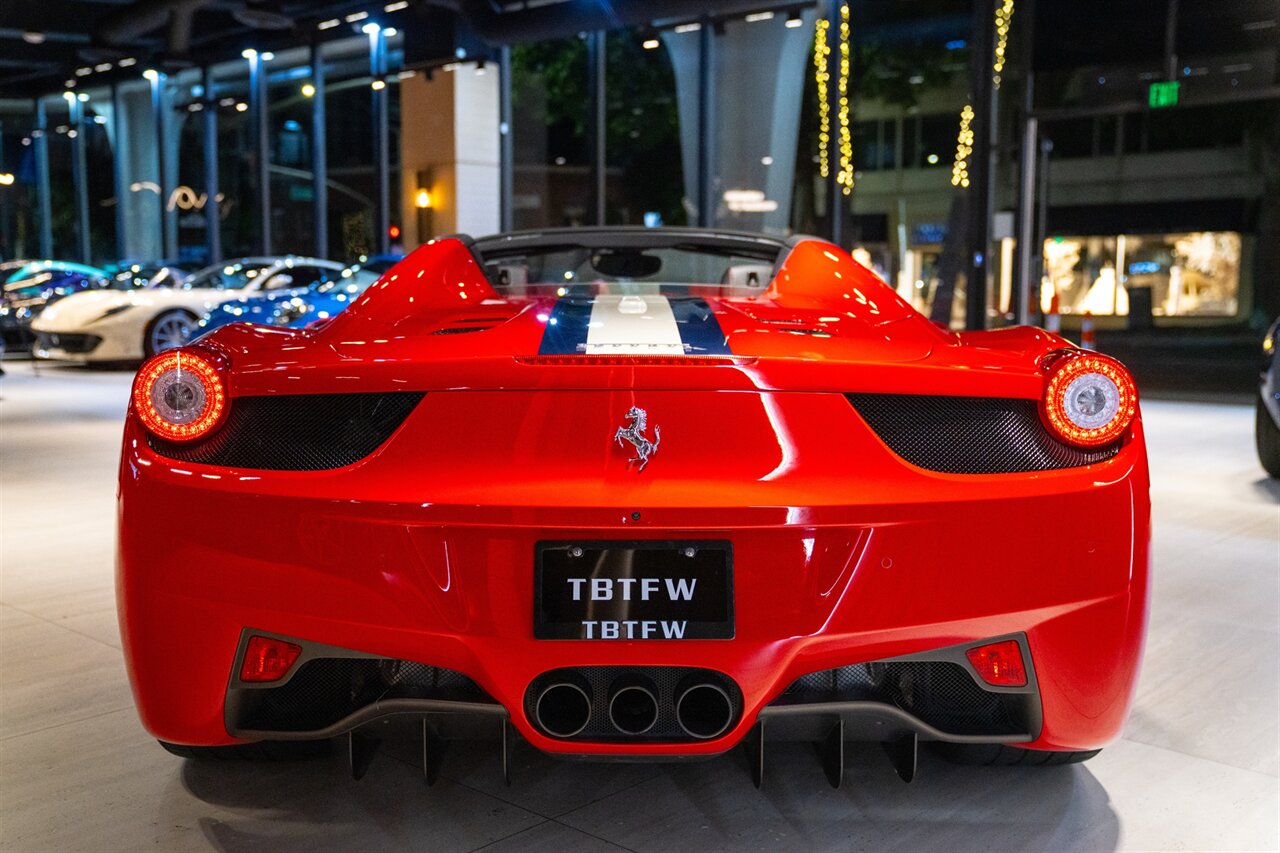 2015 Ferrari 458 Spider   - Photo 18 - Beverly Hills, CA 90212