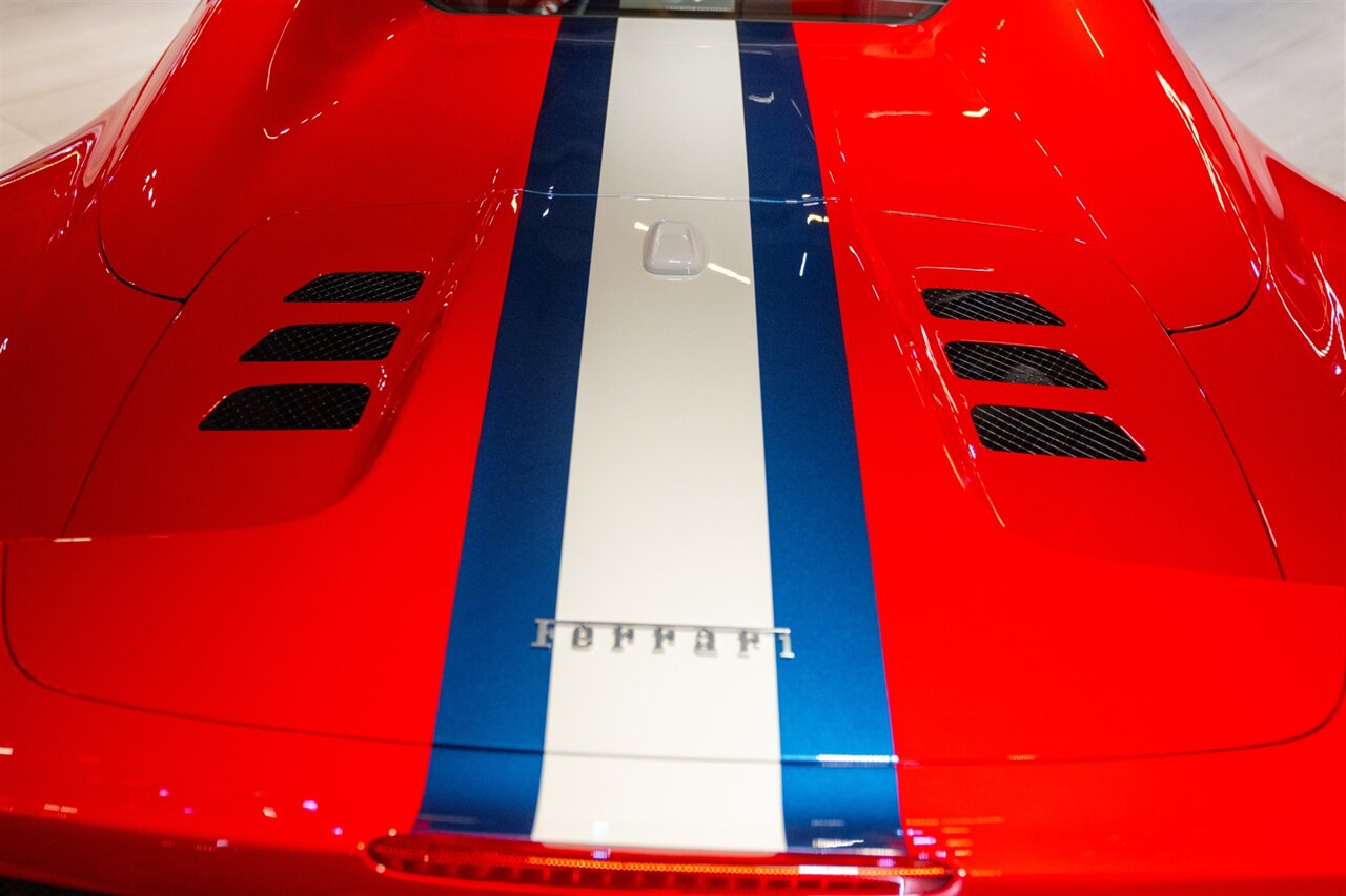2015 Ferrari 458 Spider   - Photo 17 - Beverly Hills, CA 90212
