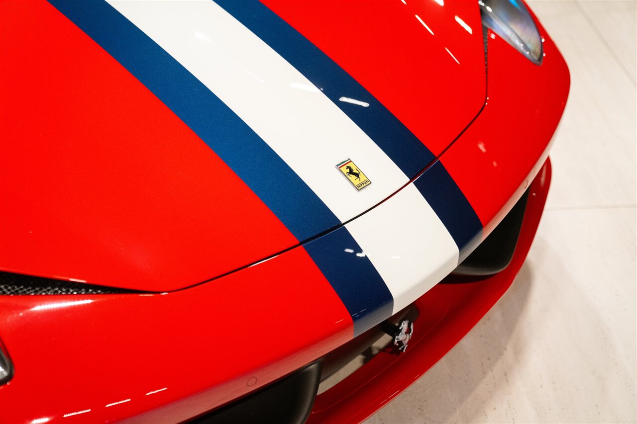 2015 Ferrari 458 Spider   - Photo 9 - Beverly Hills, CA 90212